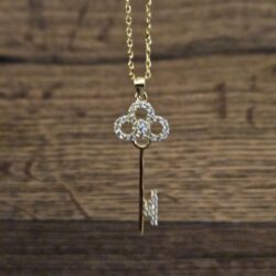 Silber vergoldete Schlüsselkette mit Zirkonia